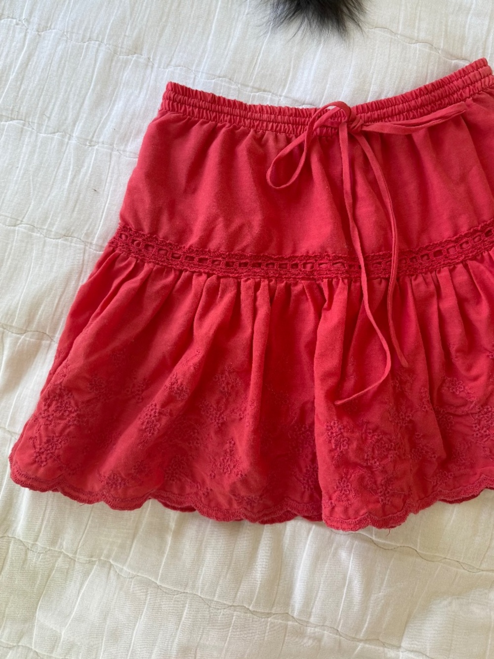 VINTAGE y2k tiered ruffle floral embroidered mini skirt